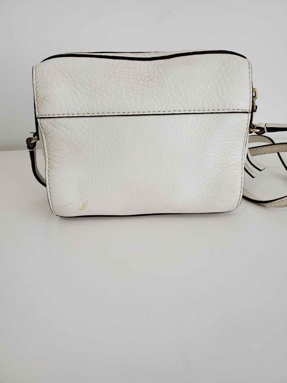 Kate Spade White Perforated Leather Crossbody Bag - Picture 2 of 7